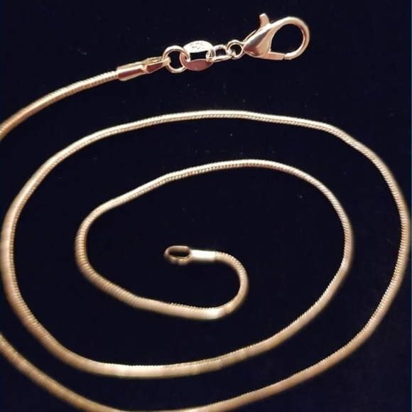 925 Sterling Silver 1.2mm Snake Chain Necklace Lobster Clasp Closure 16" - Picture 4 of 4